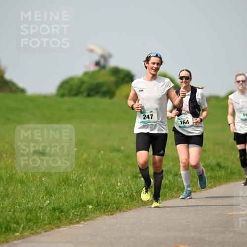 10.05.2026 - 8. Wedeler Halbmarathon Dr. Thomas Lammeyer http://msf.ph/oto/9706792 10.05.2026 11:58:20 Laufen 247, 164, 165 meine-sportfotos.de