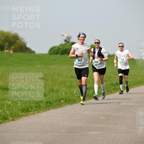 10.05.2026 - 8. Wedeler Halbmarathon Dr. Thomas Lammeyer http://msf.ph/oto/9706800 10.05.2026 11:58:21 Laufen 247, 164, 165 meine-sportfotos.de
