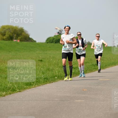 10.05.2026 - 8. Wedeler Halbmarathon Dr. Thomas Lammeyer http://msf.ph/oto/9706804 10.05.2026 11:58:21 Laufen 247, 164, 165 meine-sportfotos.de