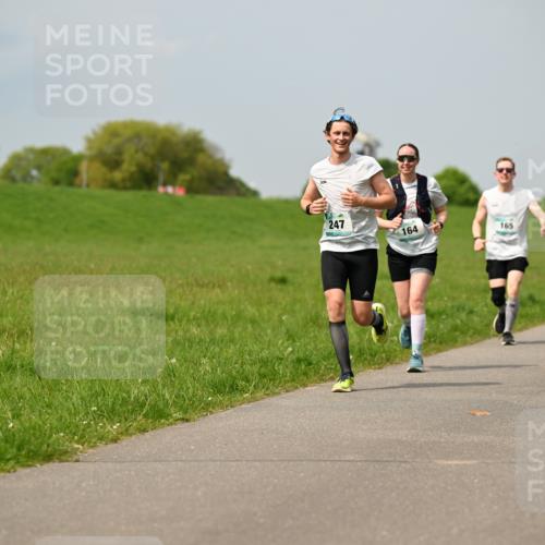 10.05.2026 - 8. Wedeler Halbmarathon Dr. Thomas Lammeyer http://msf.ph/oto/9706826 10.05.2026 11:58:22 Laufen 247, 164, 165 meine-sportfotos.de