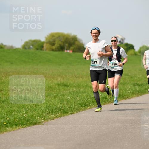10.05.2026 - 8. Wedeler Halbmarathon Dr. Thomas Lammeyer http://msf.ph/oto/9706837 10.05.2026 11:58:23 Laufen 247, 164, 165 meine-sportfotos.de