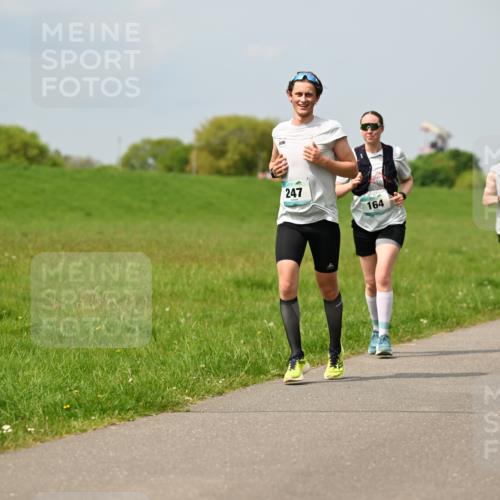 10.05.2026 - 8. Wedeler Halbmarathon Dr. Thomas Lammeyer http://msf.ph/oto/9706844 10.05.2026 11:58:23 Laufen 247, 164 meine-sportfotos.de