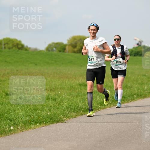 10.05.2026 - 8. Wedeler Halbmarathon Dr. Thomas Lammeyer http://msf.ph/oto/9706849 10.05.2026 11:58:23 Laufen 247, 164, 165 meine-sportfotos.de