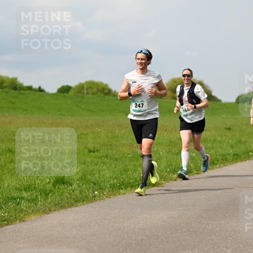 10.05.2026 - 8. Wedeler Halbmarathon Dr. Thomas Lammeyer http://msf.ph/oto/9706868 10.05.2026 11:58:24 Laufen 247, 164, 165 meine-sportfotos.de
