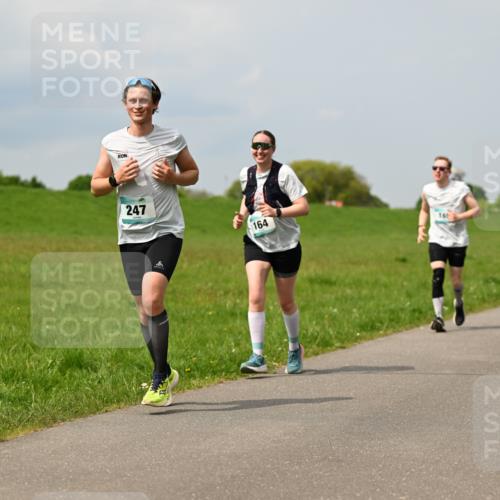 10.05.2026 - 8. Wedeler Halbmarathon Dr. Thomas Lammeyer http://msf.ph/oto/9706871 10.05.2026 11:58:25 Laufen 247, 164 meine-sportfotos.de