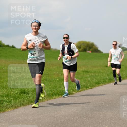 10.05.2026 - 8. Wedeler Halbmarathon Dr. Thomas Lammeyer http://msf.ph/oto/9706875 10.05.2026 11:58:25 Laufen 247, 165 meine-sportfotos.de