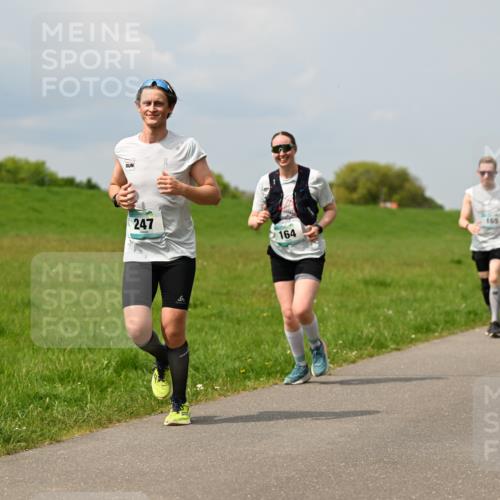 10.05.2026 - 8. Wedeler Halbmarathon Dr. Thomas Lammeyer http://msf.ph/oto/9706878 10.05.2026 11:58:25 Laufen 247, 164, 165 meine-sportfotos.de