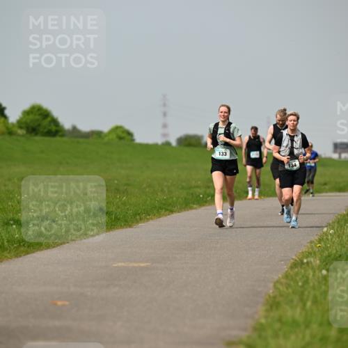 10.05.2026 - 8. Wedeler Halbmarathon Dr. Thomas Lammeyer http://msf.ph/oto/9707079 10.05.2026 11:58:53 Laufen 133, 134 meine-sportfotos.de