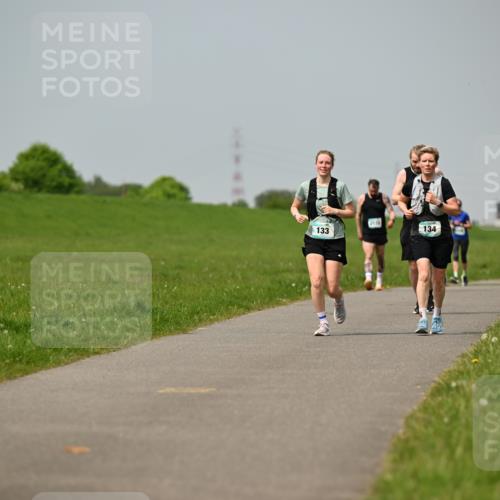 10.05.2026 - 8. Wedeler Halbmarathon Dr. Thomas Lammeyer http://msf.ph/oto/9707082 10.05.2026 11:58:53 Laufen 133, 134 meine-sportfotos.de