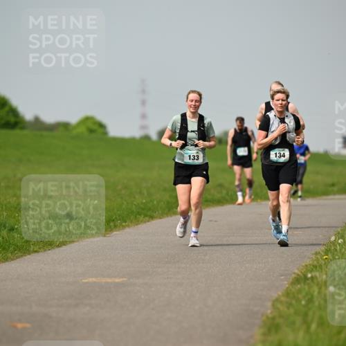10.05.2026 - 8. Wedeler Halbmarathon Dr. Thomas Lammeyer http://msf.ph/oto/9707104 10.05.2026 11:58:54 Laufen 134, 133 meine-sportfotos.de