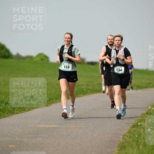 10.05.2026 - 8. Wedeler Halbmarathon Dr. Thomas Lammeyer http://msf.ph/oto/9707133 10.05.2026 11:58:56 Laufen 133, 134 meine-sportfotos.de