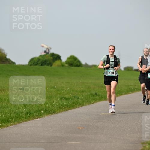 10.05.2026 - 8. Wedeler Halbmarathon Dr. Thomas Lammeyer http://msf.ph/oto/9707141 10.05.2026 11:58:57 Laufen 133, 134 meine-sportfotos.de