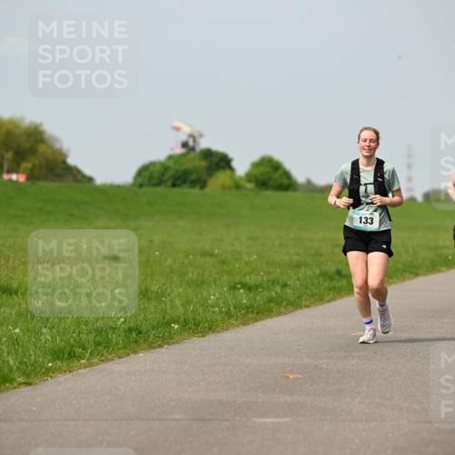 10.05.2026 - 8. Wedeler Halbmarathon Dr. Thomas Lammeyer http://msf.ph/oto/9707154 10.05.2026 11:58:58 Laufen 134, 133 meine-sportfotos.de