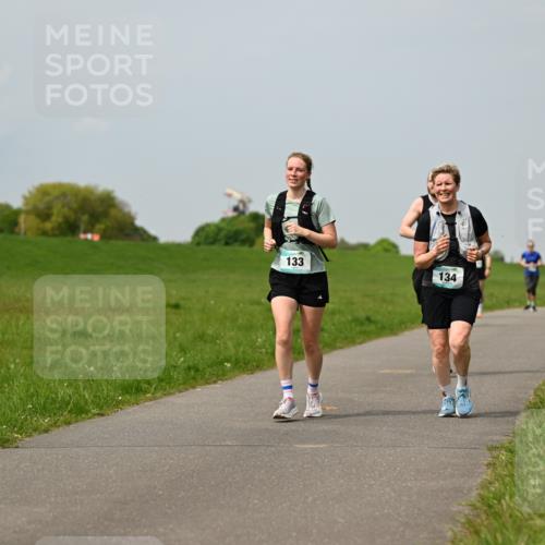 10.05.2026 - 8. Wedeler Halbmarathon Dr. Thomas Lammeyer http://msf.ph/oto/9707192 10.05.2026 11:59:00 Laufen 133, 134 meine-sportfotos.de