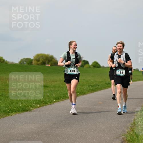 10.05.2026 - 8. Wedeler Halbmarathon Dr. Thomas Lammeyer http://msf.ph/oto/9707204 10.05.2026 11:59:01 Laufen 133, 134 meine-sportfotos.de
