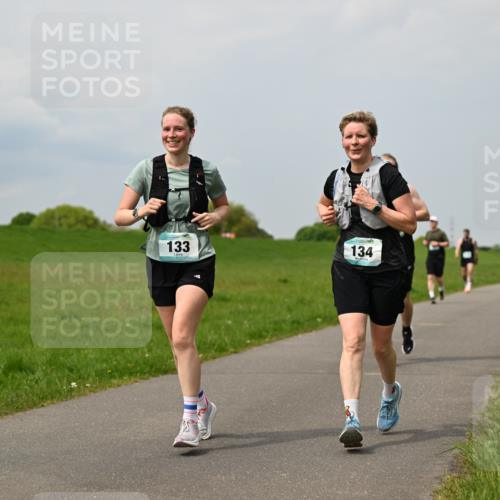 10.05.2026 - 8. Wedeler Halbmarathon Dr. Thomas Lammeyer http://msf.ph/oto/9707221 10.05.2026 11:59:02 Laufen 133, 134 meine-sportfotos.de