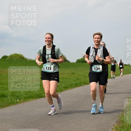 10.05.2026 - 8. Wedeler Halbmarathon Dr. Thomas Lammeyer http://msf.ph/oto/9707224 10.05.2026 11:59:02 Laufen 133, 134 meine-sportfotos.de
