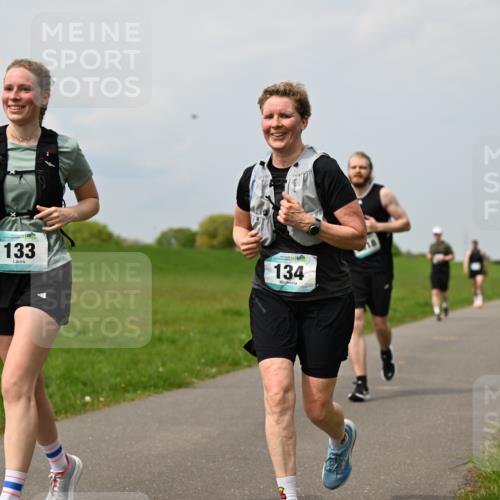 10.05.2026 - 8. Wedeler Halbmarathon Dr. Thomas Lammeyer http://msf.ph/oto/9707238 10.05.2026 11:59:03 Laufen 133, 134 meine-sportfotos.de