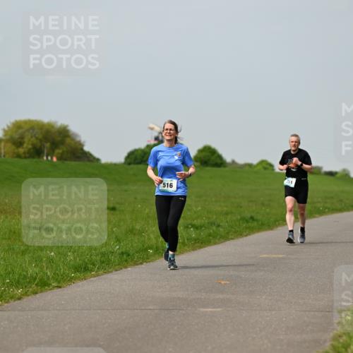 10.05.2026 - 8. Wedeler Halbmarathon Dr. Thomas Lammeyer http://msf.ph/oto/9707507 10.05.2026 11:59:26 Laufen 516, 311 meine-sportfotos.de