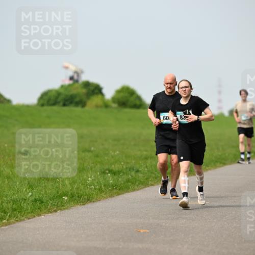 10.05.2026 - 8. Wedeler Halbmarathon Dr. Thomas Lammeyer http://msf.ph/oto/9707596 10.05.2026 11:59:38 Laufen  meine-sportfotos.de