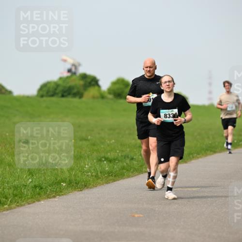 10.05.2026 - 8. Wedeler Halbmarathon Dr. Thomas Lammeyer http://msf.ph/oto/9707604 10.05.2026 11:59:39 Laufen 833 meine-sportfotos.de