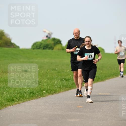 10.05.2026 - 8. Wedeler Halbmarathon Dr. Thomas Lammeyer http://msf.ph/oto/9707613 10.05.2026 11:59:39 Laufen 601, 333 meine-sportfotos.de