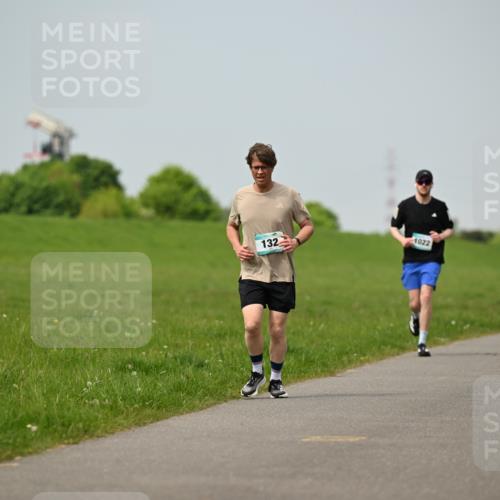 10.05.2026 - 8. Wedeler Halbmarathon Dr. Thomas Lammeyer http://msf.ph/oto/9707666 10.05.2026 11:59:43 Laufen 132, 1022, 200 meine-sportfotos.de