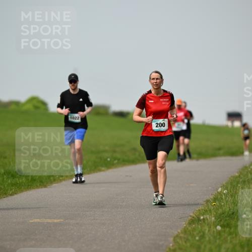 10.05.2026 - 8. Wedeler Halbmarathon Dr. Thomas Lammeyer http://msf.ph/oto/9707677 10.05.2026 11:59:45 Laufen 132, 1022, 200 meine-sportfotos.de