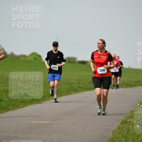 10.05.2026 - 8. Wedeler Halbmarathon Dr. Thomas Lammeyer http://msf.ph/oto/9707688 10.05.2026 11:59:45 Laufen 132, 1022, 200 meine-sportfotos.de