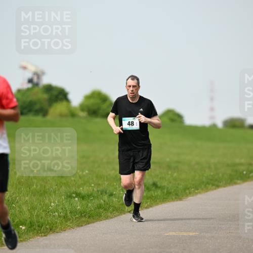 10.05.2026 - 8. Wedeler Halbmarathon Dr. Thomas Lammeyer http://msf.ph/oto/9707834 10.05.2026 12:00:00 Laufen 692 meine-sportfotos.de