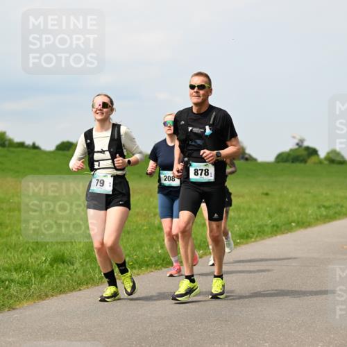 10.05.2026 - 8. Wedeler Halbmarathon Dr. Thomas Lammeyer http://msf.ph/oto/9708011 10.05.2026 12:00:19 Laufen 208, 878 meine-sportfotos.de