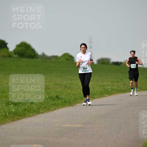 10.05.2026 - 8. Wedeler Halbmarathon Dr. Thomas Lammeyer http://msf.ph/oto/9708225 10.05.2026 12:00:57 Laufen 553, 1026 meine-sportfotos.de
