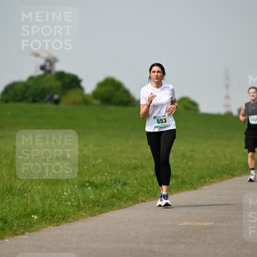 10.05.2026 - 8. Wedeler Halbmarathon Dr. Thomas Lammeyer http://msf.ph/oto/9708238 10.05.2026 12:01:00 Laufen 553, 1026 meine-sportfotos.de