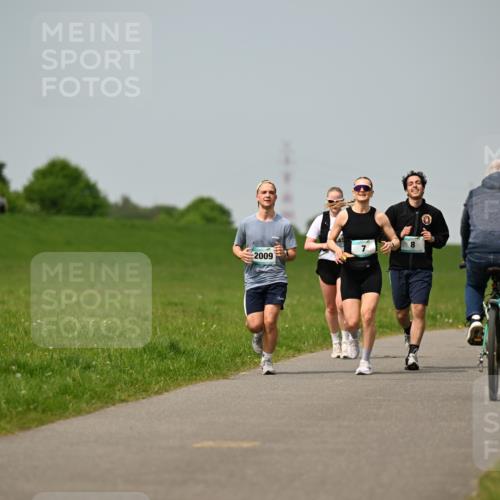 10.05.2026 - 8. Wedeler Halbmarathon Dr. Thomas Lammeyer http://msf.ph/oto/9708350 10.05.2026 12:01:14 Laufen 2009 meine-sportfotos.de