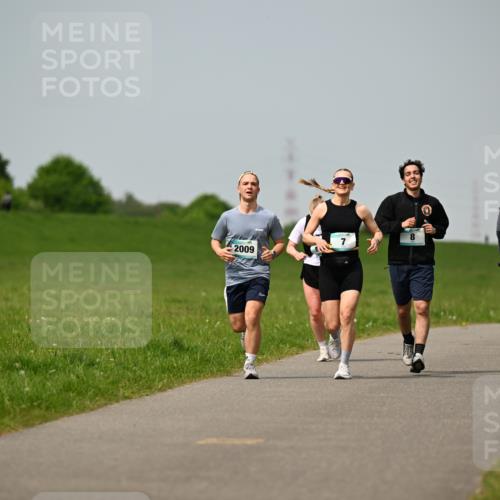 10.05.2026 - 8. Wedeler Halbmarathon Dr. Thomas Lammeyer http://msf.ph/oto/9708364 10.05.2026 12:01:15 Laufen 2009 meine-sportfotos.de
