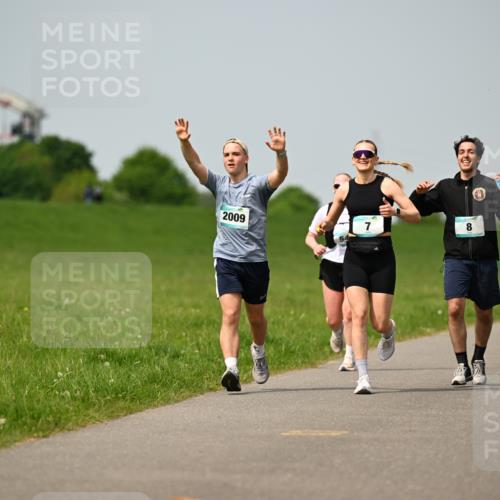 10.05.2026 - 8. Wedeler Halbmarathon Dr. Thomas Lammeyer http://msf.ph/oto/9708389 10.05.2026 12:01:17 Laufen 2009 meine-sportfotos.de