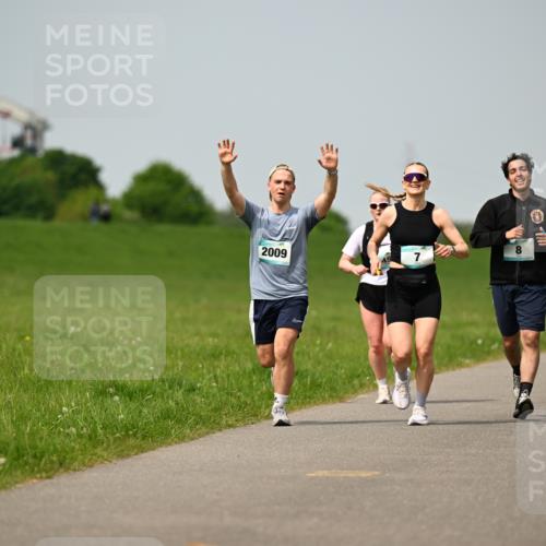 10.05.2026 - 8. Wedeler Halbmarathon Dr. Thomas Lammeyer http://msf.ph/oto/9708392 10.05.2026 12:01:17 Laufen 2009 meine-sportfotos.de