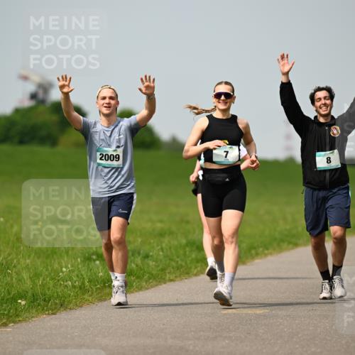 10.05.2026 - 8. Wedeler Halbmarathon Dr. Thomas Lammeyer http://msf.ph/oto/9708431 10.05.2026 12:01:19 Laufen 2009 meine-sportfotos.de