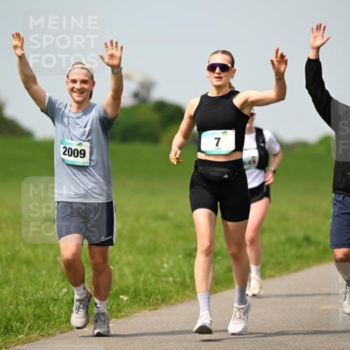 10.05.2026 - 8. Wedeler Halbmarathon Dr. Thomas Lammeyer http://msf.ph/oto/9708462 10.05.2026 12:01:20 Laufen 2009 meine-sportfotos.de