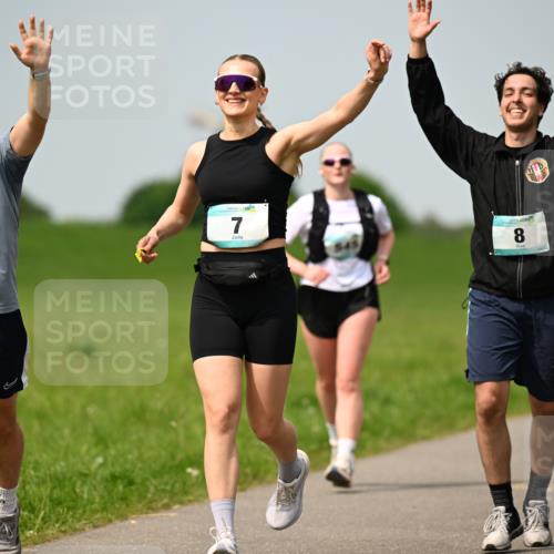 10.05.2026 - 8. Wedeler Halbmarathon Dr. Thomas Lammeyer http://msf.ph/oto/9708482 10.05.2026 12:01:21 Laufen 2009 meine-sportfotos.de