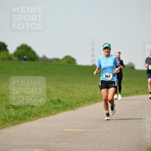 10.05.2026 - 8. Wedeler Halbmarathon Dr. Thomas Lammeyer http://msf.ph/oto/9708563 10.05.2026 12:01:32 Laufen 667 meine-sportfotos.de