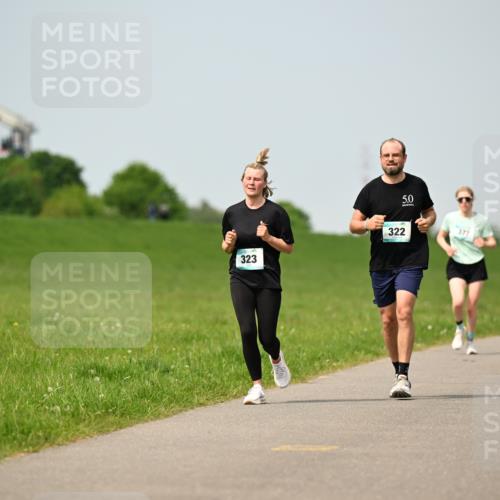10.05.2026 - 8. Wedeler Halbmarathon Dr. Thomas Lammeyer http://msf.ph/oto/9708633 10.05.2026 12:01:38 Laufen 323, 322 meine-sportfotos.de