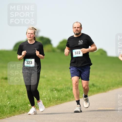 10.05.2026 - 8. Wedeler Halbmarathon Dr. Thomas Lammeyer http://msf.ph/oto/9708687 10.05.2026 12:01:42 Laufen 323, 322 meine-sportfotos.de