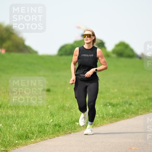 10.05.2026 - 8. Wedeler Halbmarathon Dr. Thomas Lammeyer http://msf.ph/oto/9708764 10.05.2026 12:01:52 Laufen 199 meine-sportfotos.de