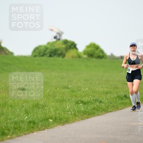 10.05.2026 - 8. Wedeler Halbmarathon Dr. Thomas Lammeyer http://msf.ph/oto/9708850 10.05.2026 12:02:11 Laufen  meine-sportfotos.de