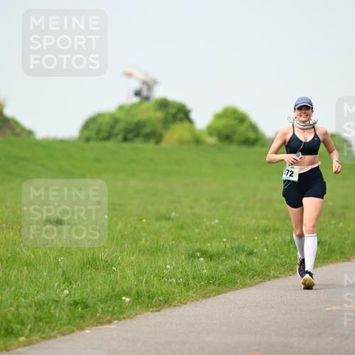 10.05.2026 - 8. Wedeler Halbmarathon Dr. Thomas Lammeyer http://msf.ph/oto/9708864 10.05.2026 12:02:12 Laufen  meine-sportfotos.de