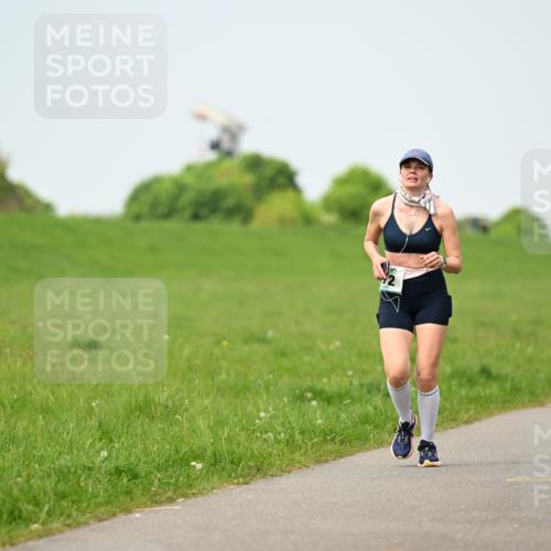 10.05.2026 - 8. Wedeler Halbmarathon Dr. Thomas Lammeyer http://msf.ph/oto/9708880 10.05.2026 12:02:13 Laufen  meine-sportfotos.de