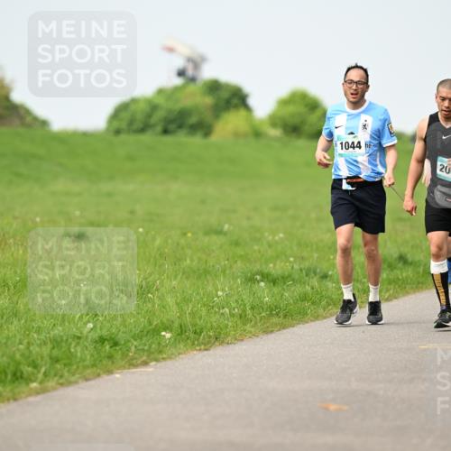 10.05.2026 - 8. Wedeler Halbmarathon Dr. Thomas Lammeyer http://msf.ph/oto/9708969 10.05.2026 12:02:23 Laufen 1044, 2007 meine-sportfotos.de