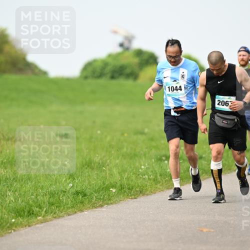 10.05.2026 - 8. Wedeler Halbmarathon Dr. Thomas Lammeyer http://msf.ph/oto/9708994 10.05.2026 12:02:25 Laufen 1044, 206 meine-sportfotos.de
