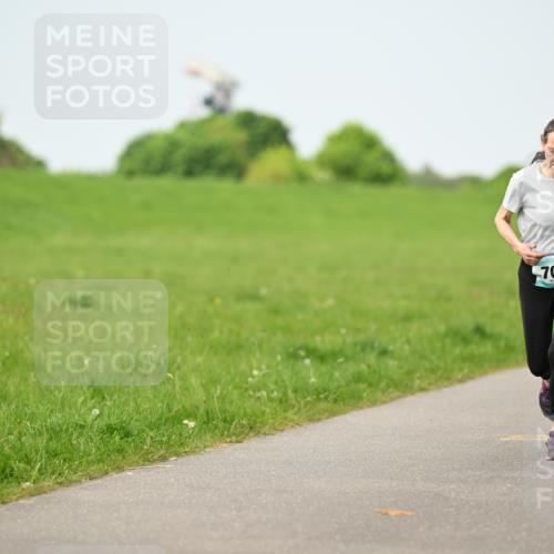 10.05.2026 - 8. Wedeler Halbmarathon Dr. Thomas Lammeyer http://msf.ph/oto/9709115 10.05.2026 12:02:40 Laufen 703 meine-sportfotos.de